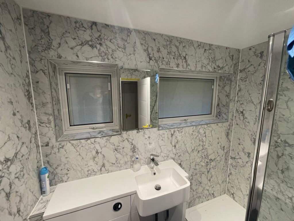 bathroom-window-with-built-in-blinds-1