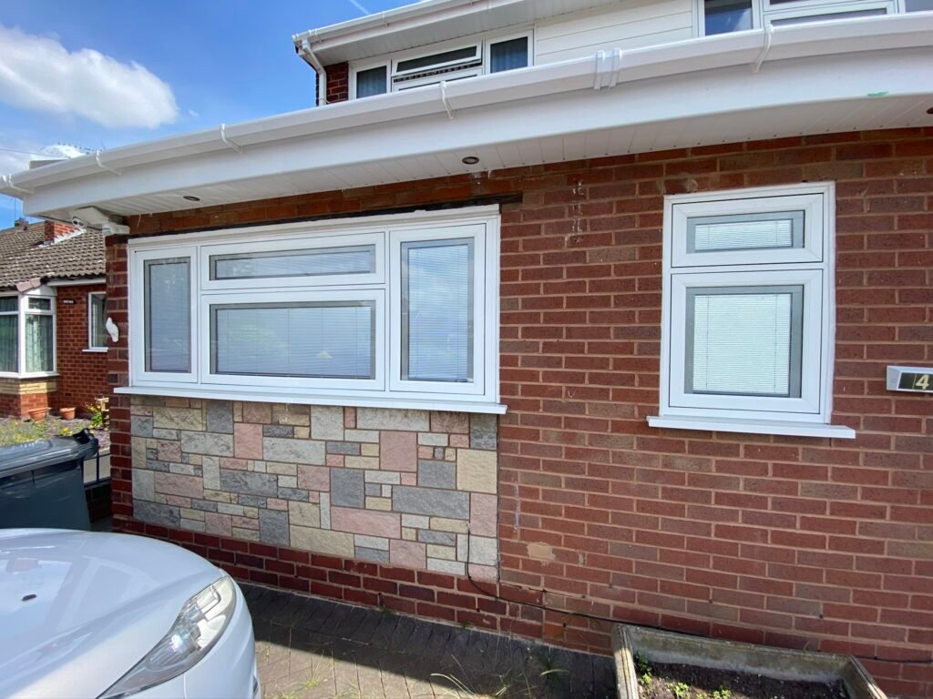 bathroom-window-with-built-in-blinds-3-1024x768